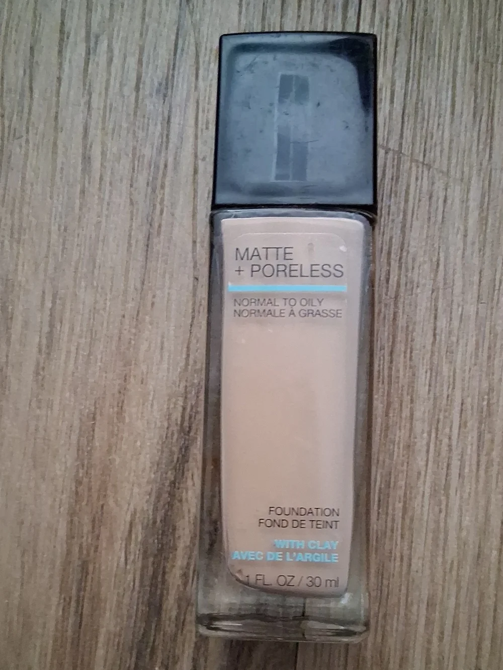Maybelline Matte + Poreless Foundation - Beige